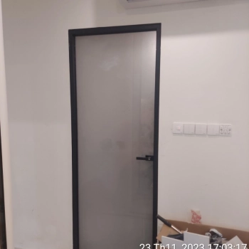 Lắp đặt cửa nhôm Slim mở quay Quận 7