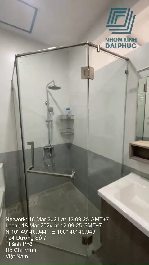 Công Trình Lắp Đặt Cửa Kính Cường Lực Tại Khu Đô Thị City Land, Gò Vấp