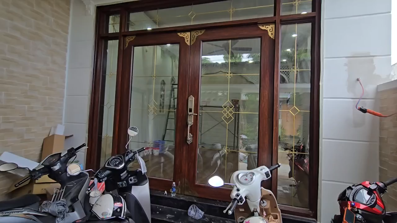 Thi công cửa nhôm thủy lực Owin cho nhà Anh Mẫn tại Châu Phú, An Giang