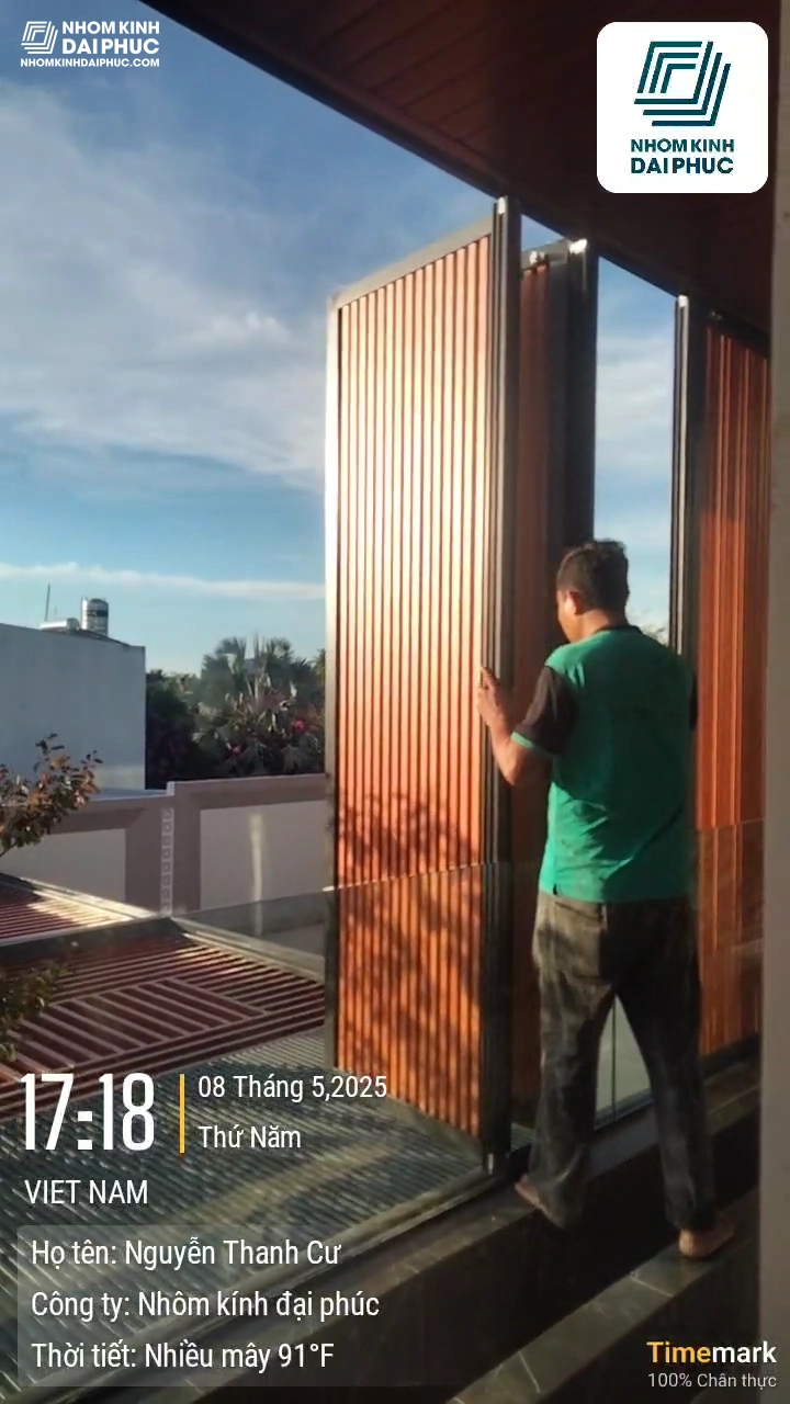 Thi Công Lam Chắn Nắng Hệ Xếp Gấp Kogen Chất Lượng Cao Tại Cần Thơ