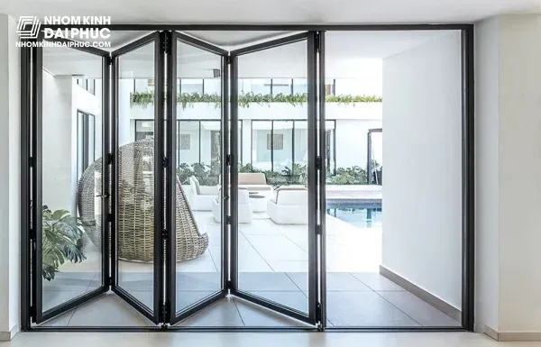 Cửa xếp trượt nhôm Topal