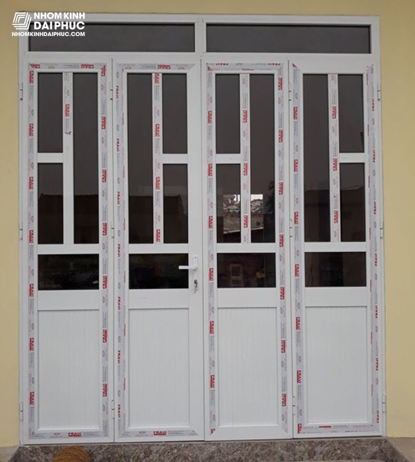 Cửa nhôm cỏ hệ 1000 mở quay 4 cánh