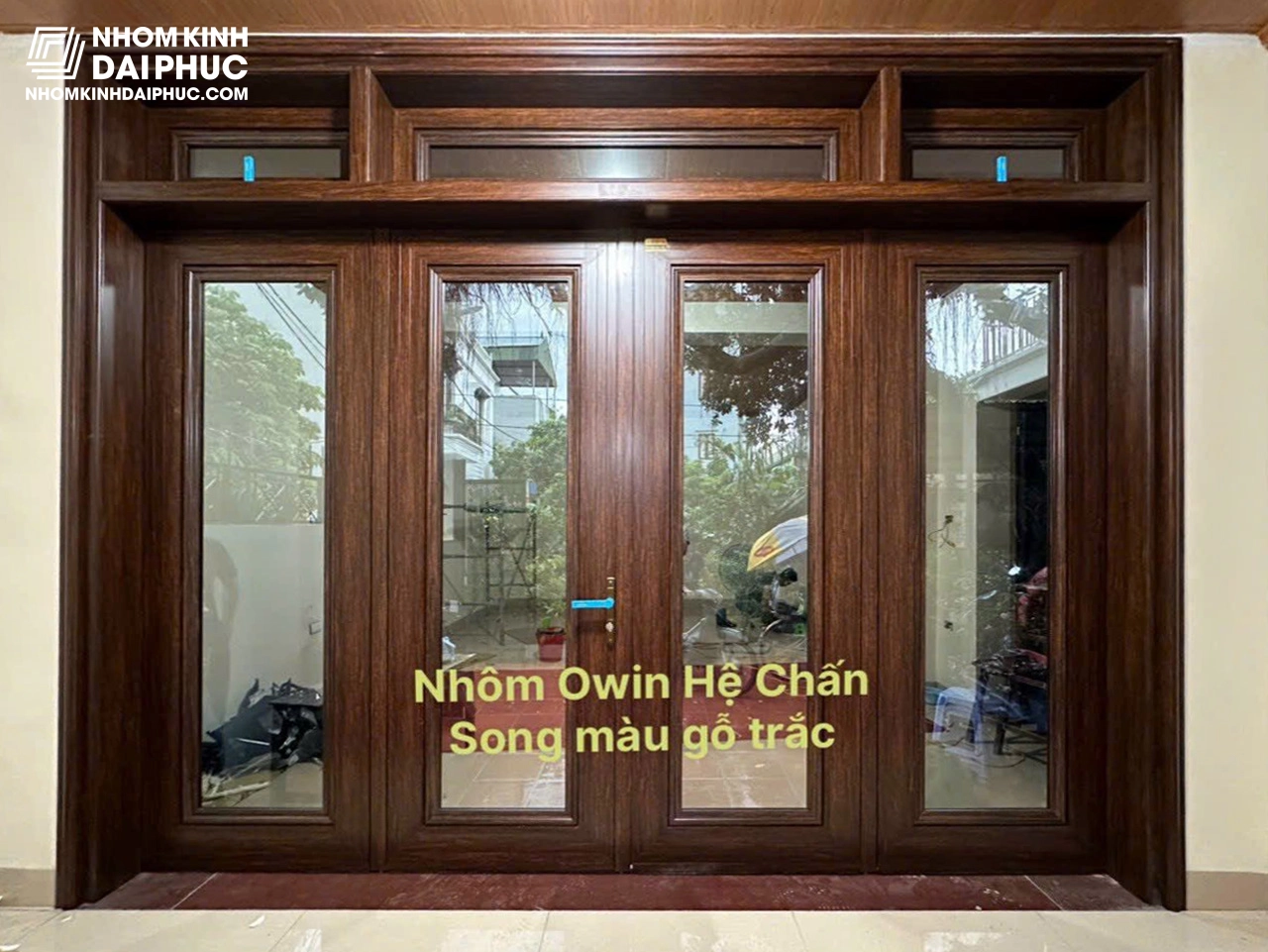 Cửa Nhôm Owin Màu Gỗ Trắc