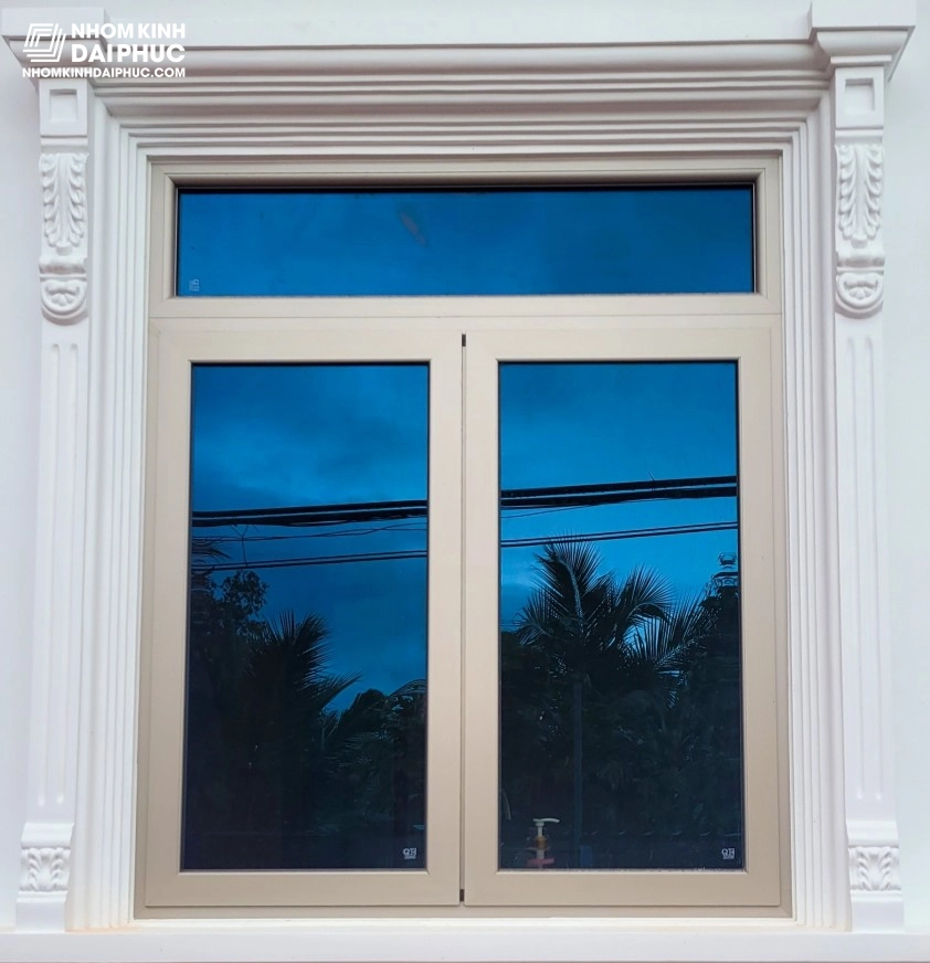 Cửa sổ 2 cánh mở quay nhôm Maxpro hệ 83