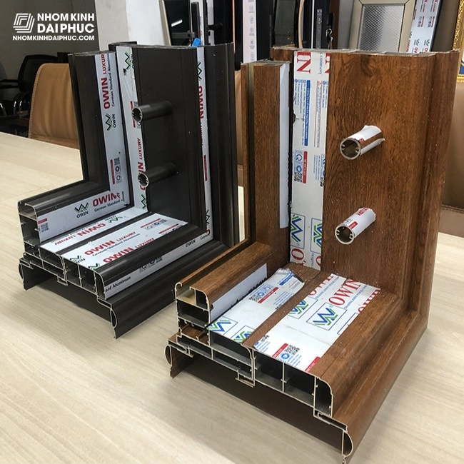 Góc Cửa Nhôm Owin Hệ Chấn Song