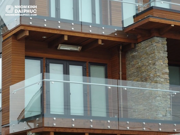 Lan can kính pat inox tay vin inox