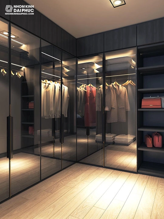 Mẫu tủ cánh kính màu xám khói tay nắm CNC