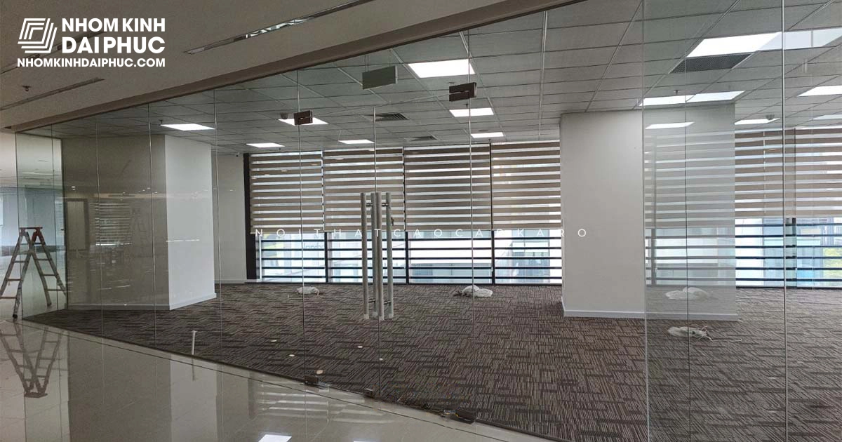 Vách Kính Cường Lực Văn Phòng Công Ty