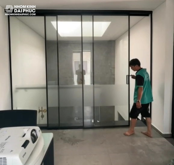 Cửa slim 3 cánh lùa