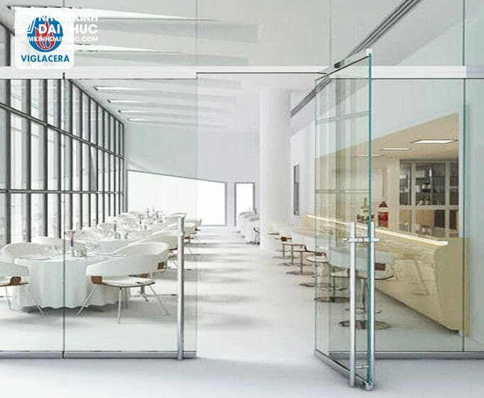 Cửa kính cường lực khung inox