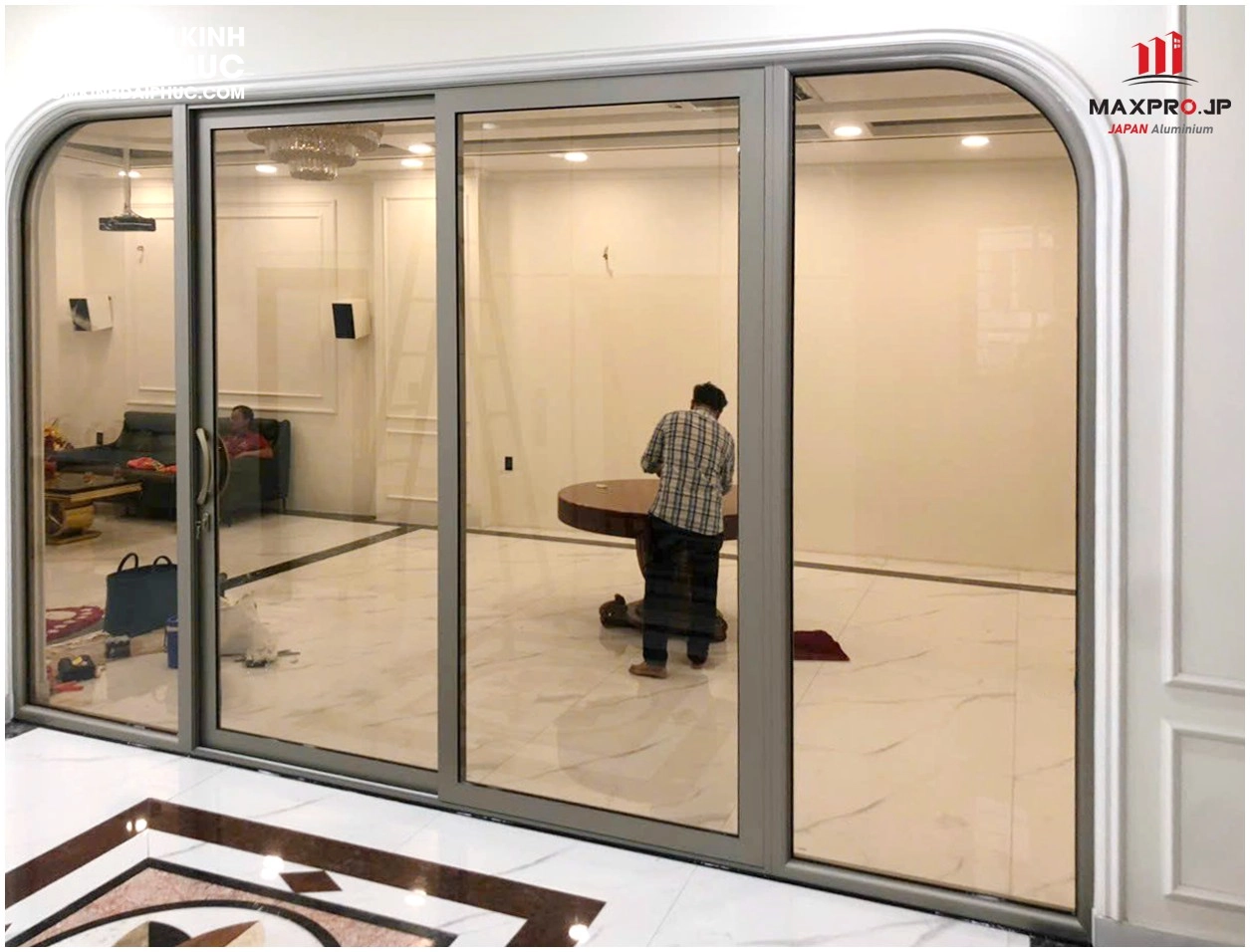 Cửa nhôm kính Maxpro lùa