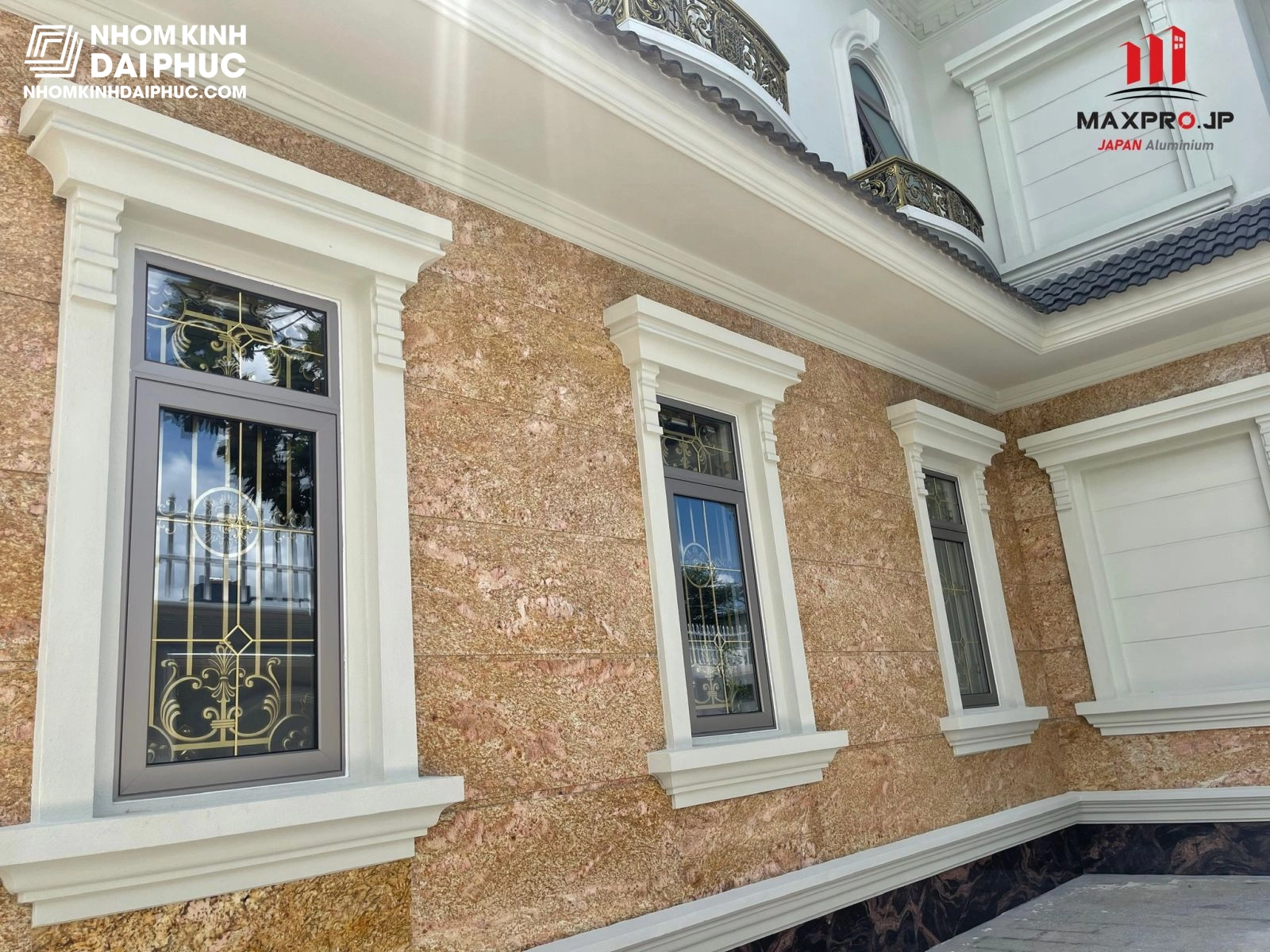 Cửa sổ nhôm kính Maxpro