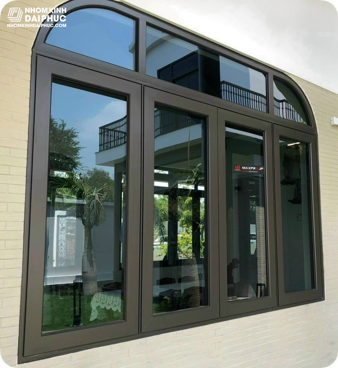 Cửa Sổ 4 Cánh Nhôm Maxpro Uốn Vòm
