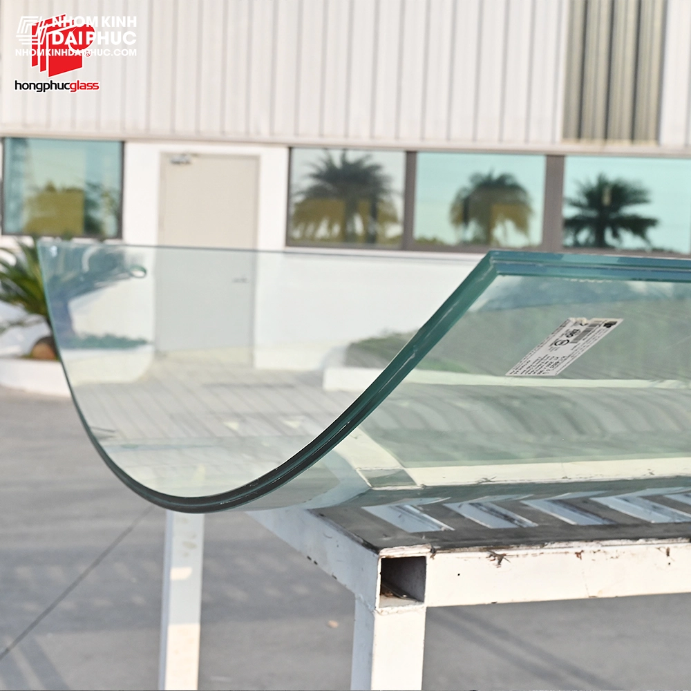 Kính cường lực uốn cong