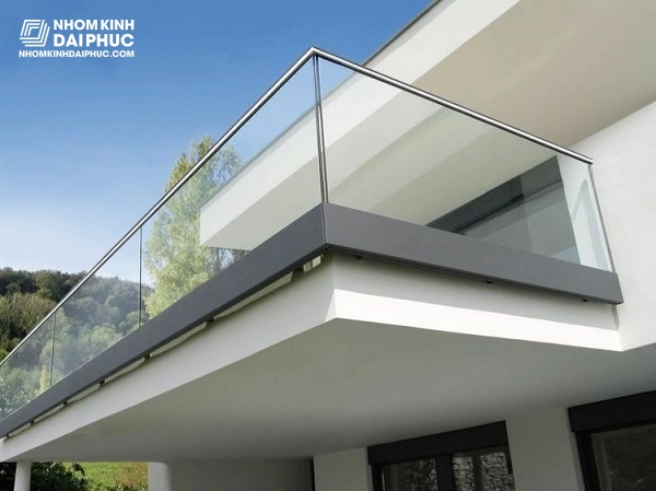 Lan can kính cường lực