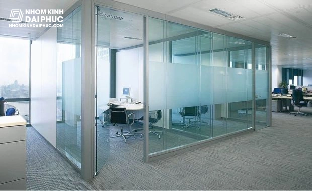 Vách Kính Văn Phòng Nhà Xưởng