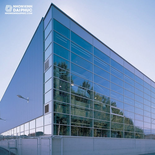 Mặt dựng kính cường lực