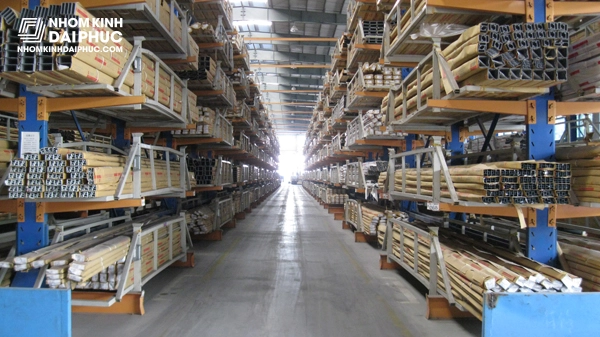 Tổng quan thị trường nhôm kính Việt Nam hiện nay