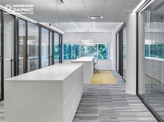 Tìm hiểu về độ bền của vách kính cường lực