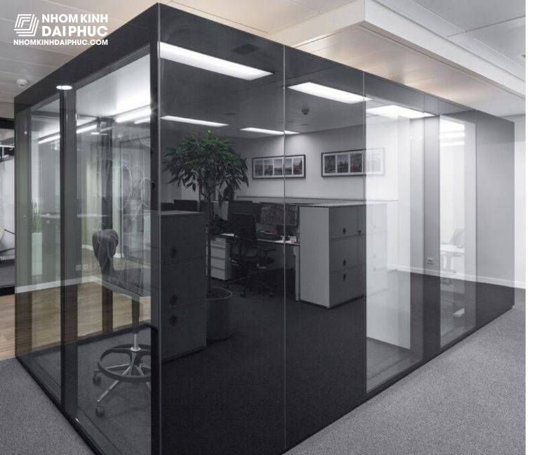 Kính Càng Dày Thì Khả Năng Cách Âm Càng Cao