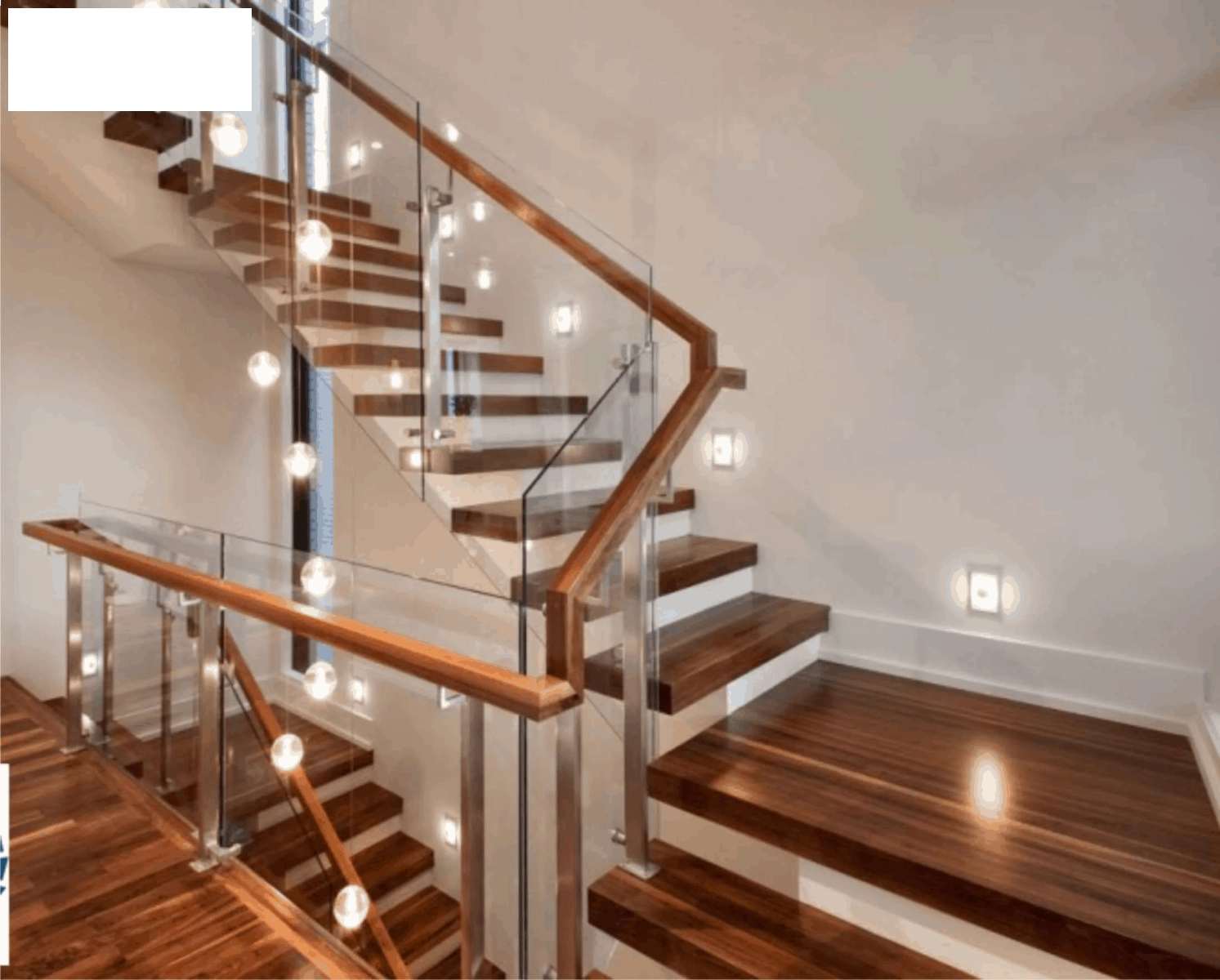 cầu thang kính đẹp hiện đại