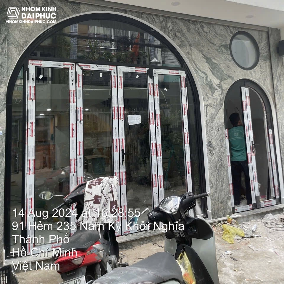 Cửa Nhôm Xingfa Màu Đen