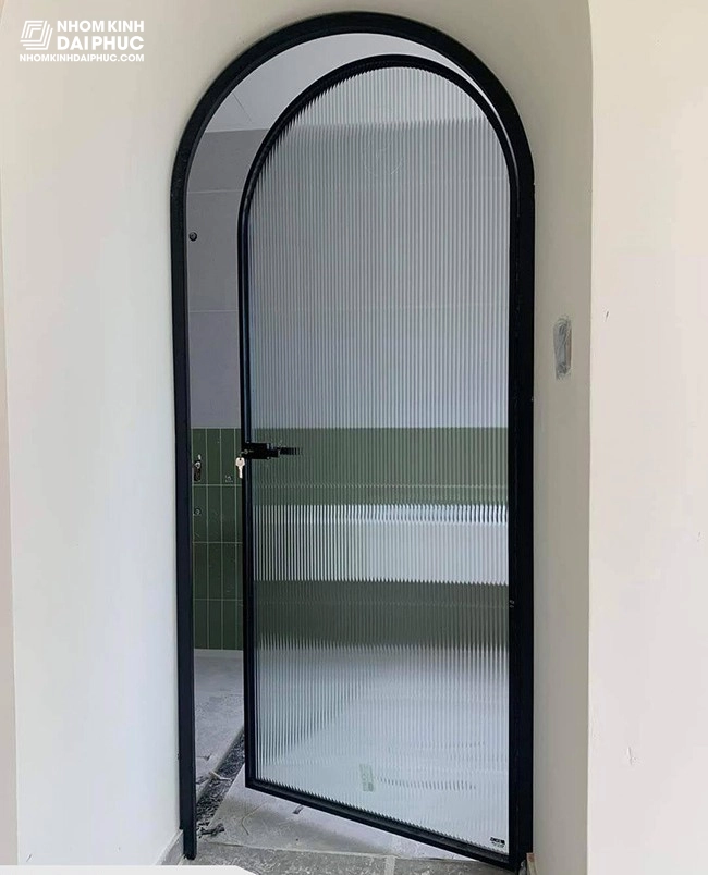Cửa Slim uốn vòm 1 cánh