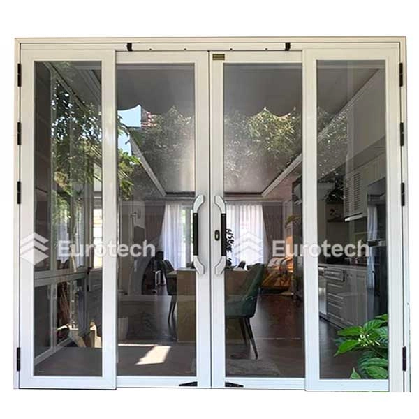 Cửa trượt quay Eurotech 4 cánh hệ nẹp rời tiêu chuẩn