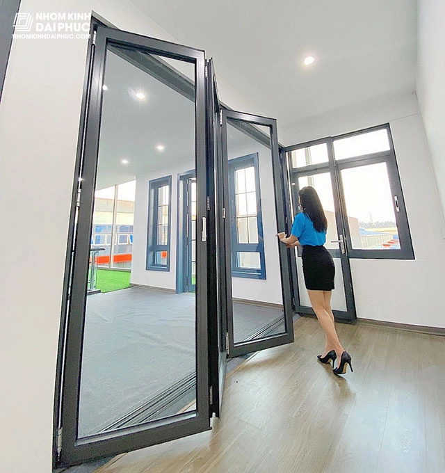 Cửa Đi Xếp Trượt Nhôm Xingfa Class A Hệ AC80