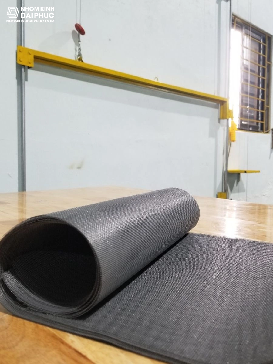 Lưới muỗi màu xám