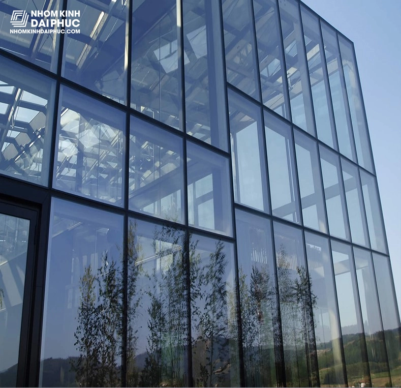 Vách Mặt Dựng Nhôm Xingfa