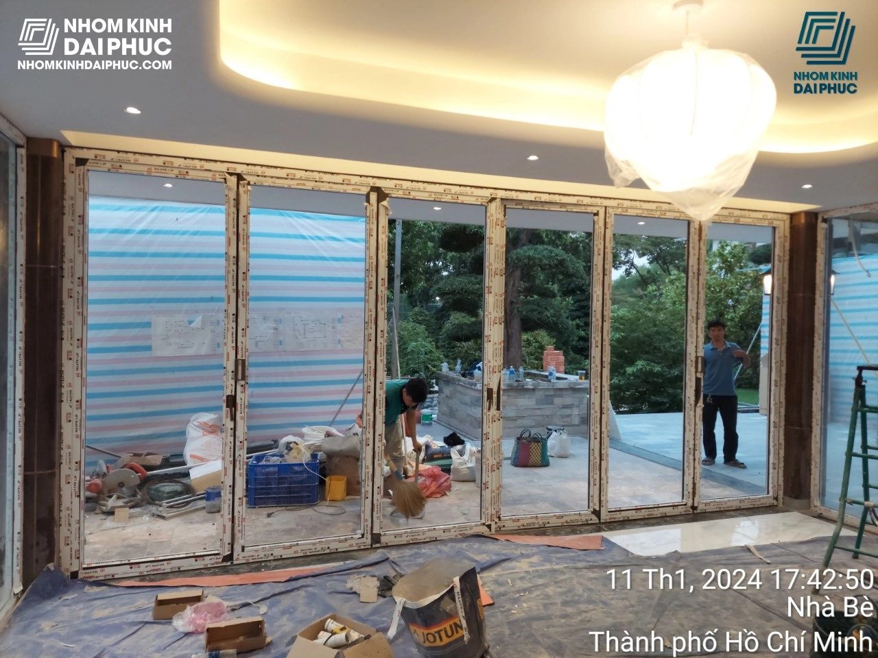 Cửa xếp trượt maxpro hệ 80