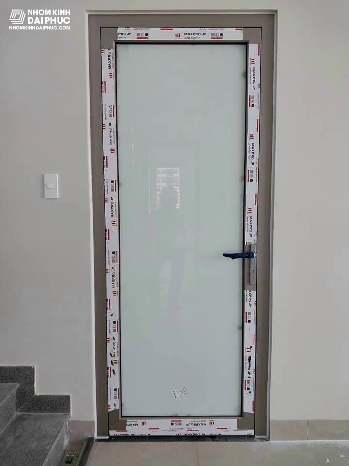 Cửa Đi 1 Cánh Nhôm Maxpro Hệ 55
