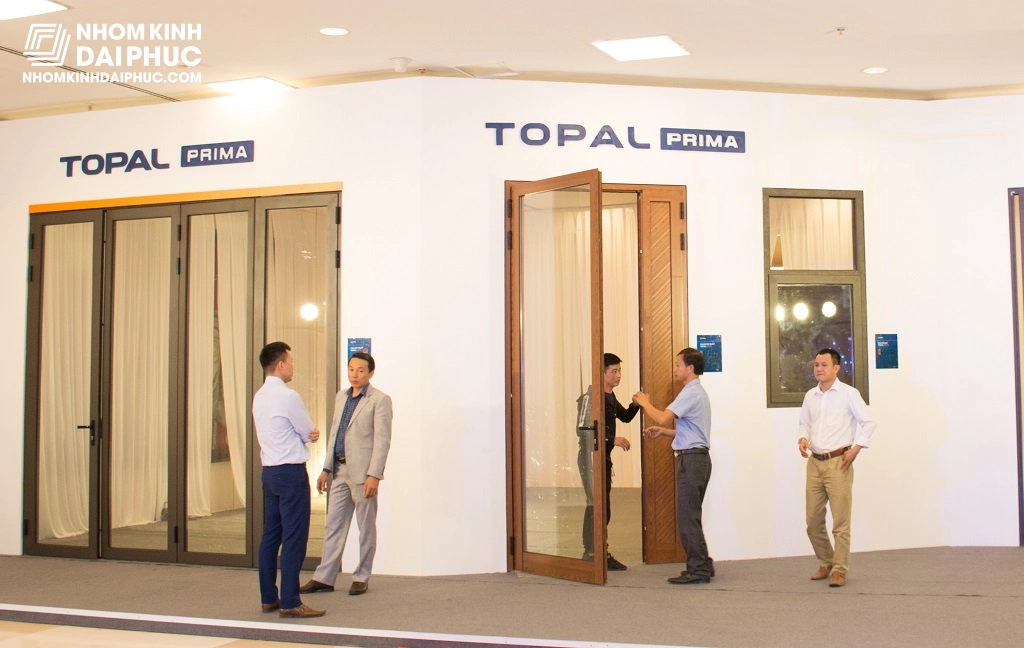 Cửa Đi Mở Quay Topal Prima