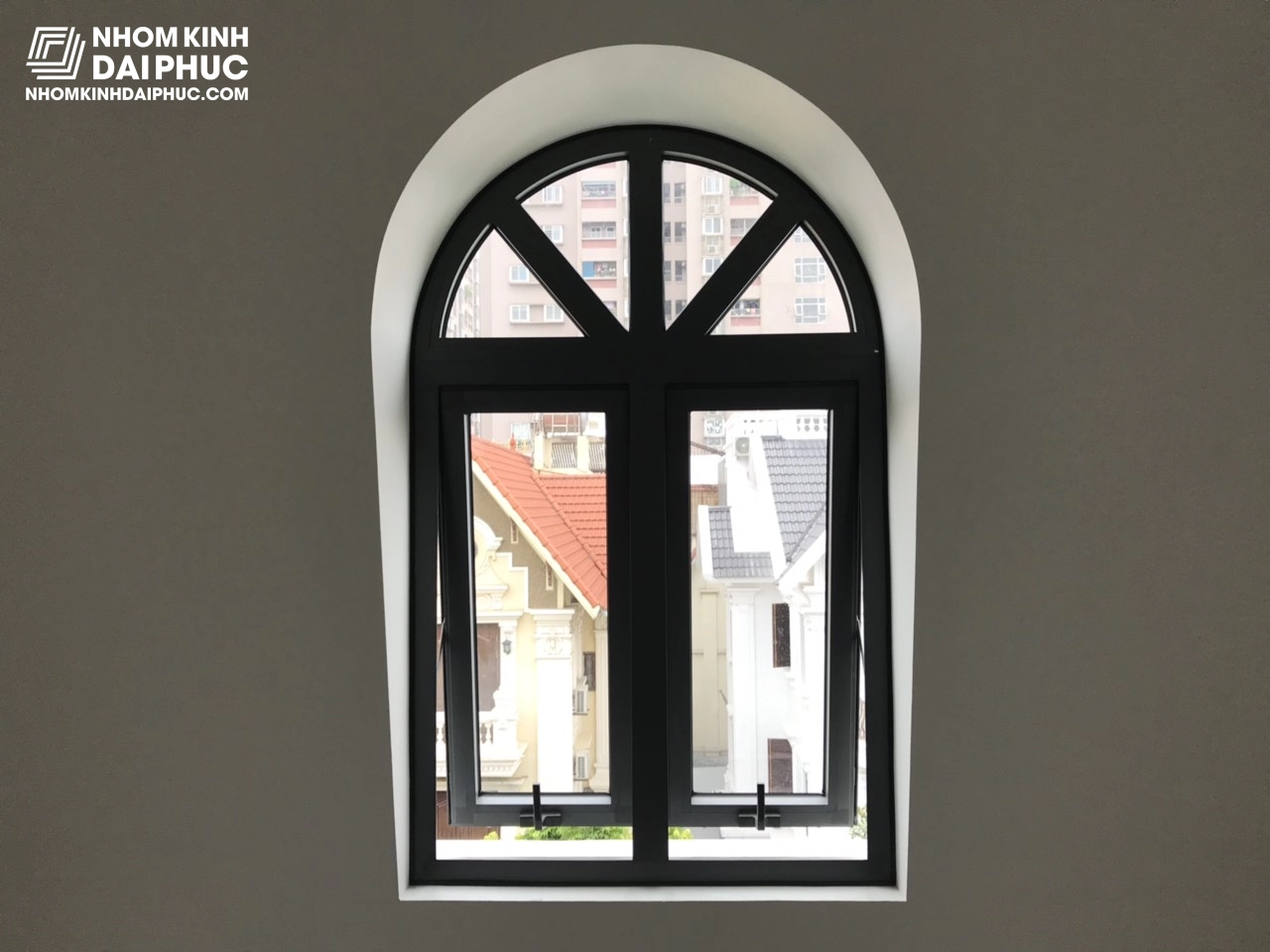 Cửa Sổ Nhôm Xingfa Mở Hất 2 Cánh-0