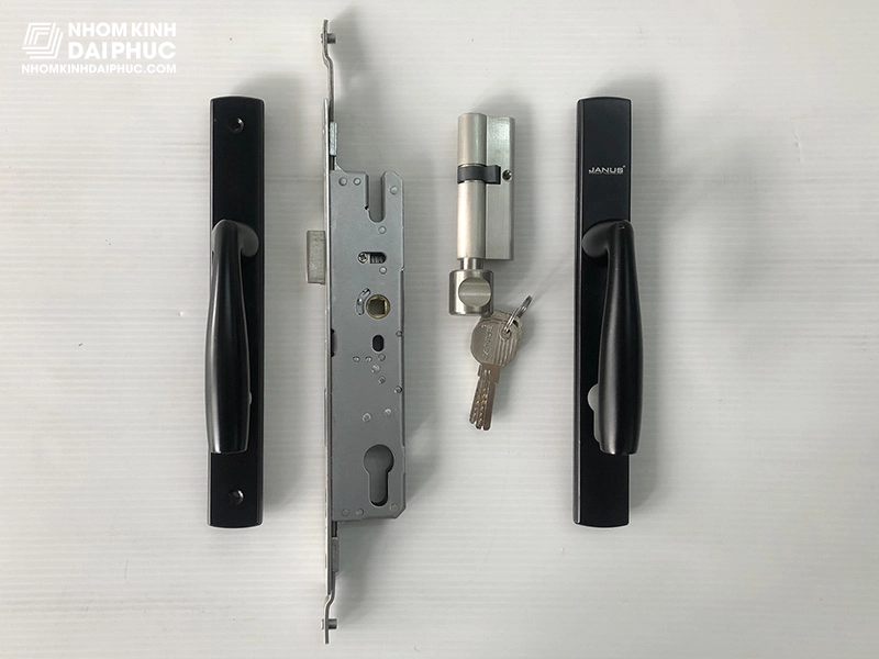 Khoá cửa Janus dành cho cửa nhôm tay tròn màu đen-1