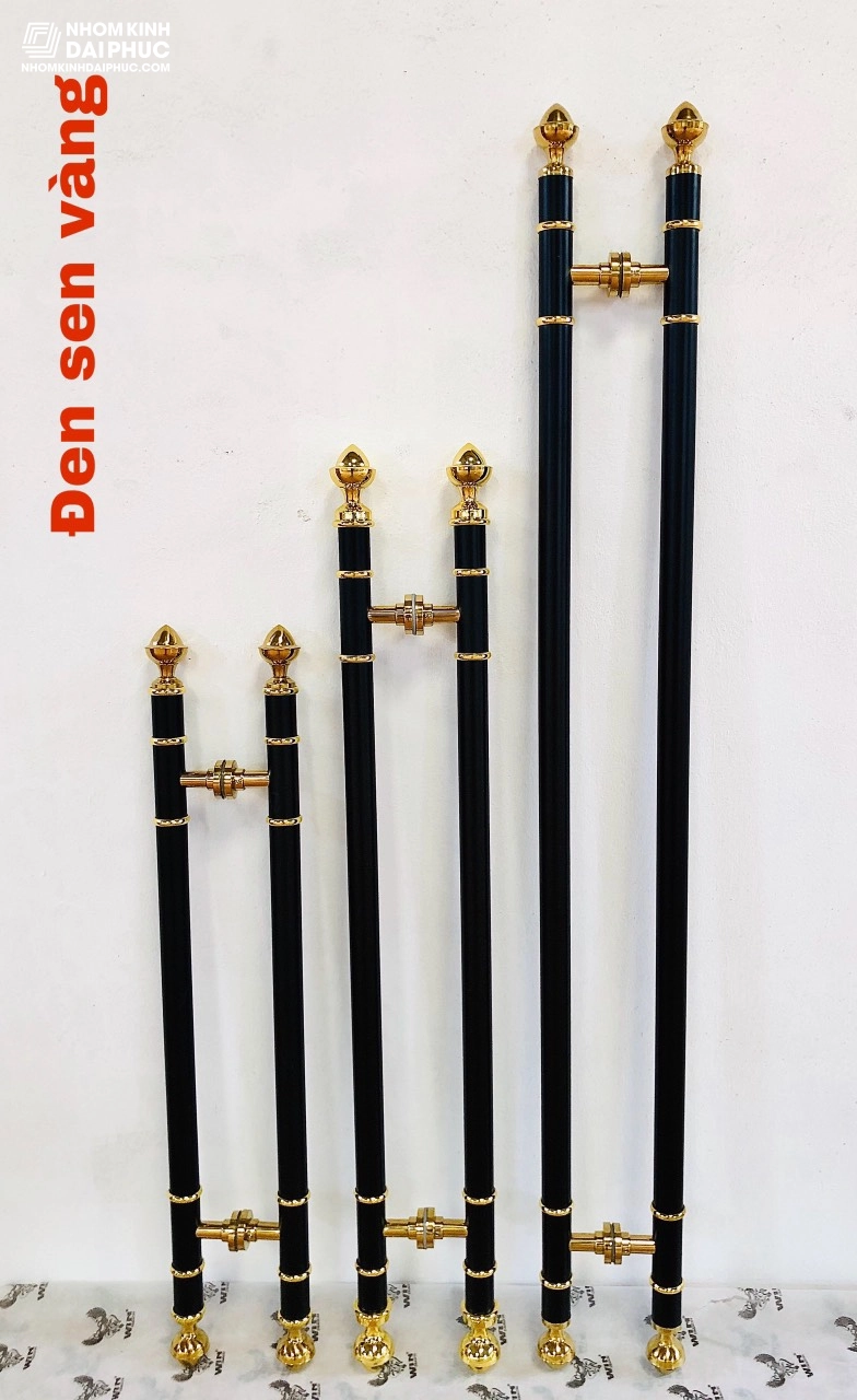 TAY NẮM TIM SEN MÀU ĐEN 1M